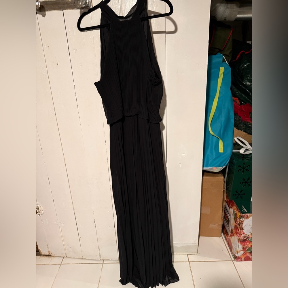 Meghan LA Black Pleated Maxi Dress